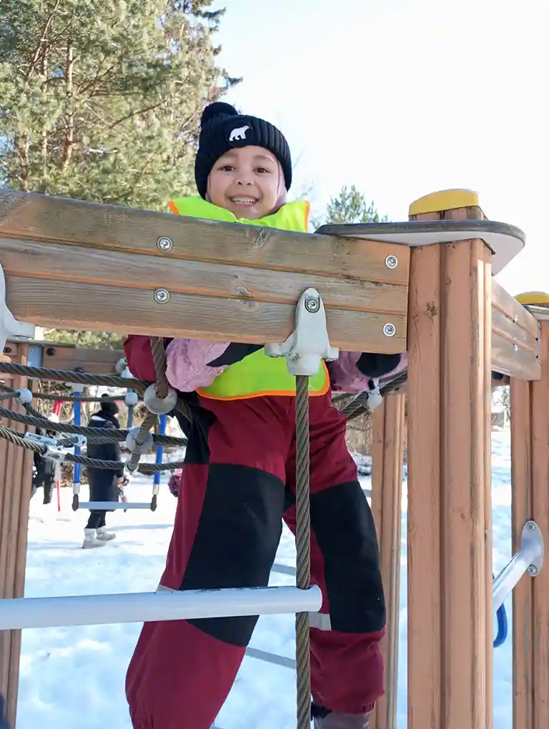 A picture of UMKA kids playing in winter 2024