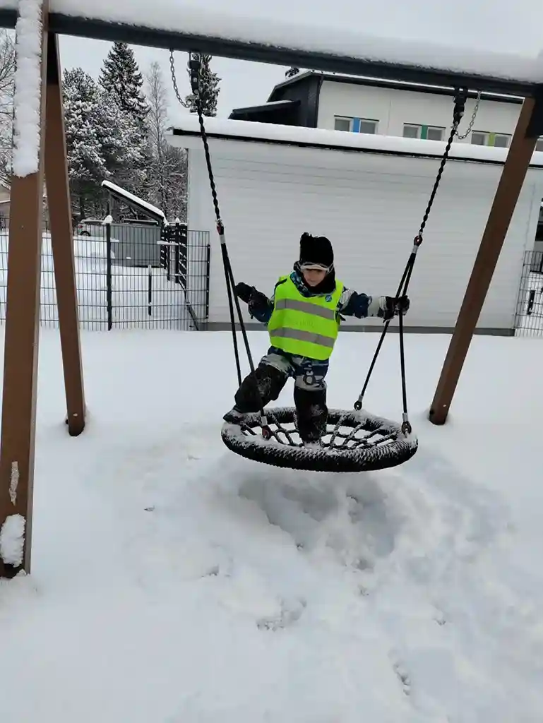 A picture of UMKA kids playing in winter 2025