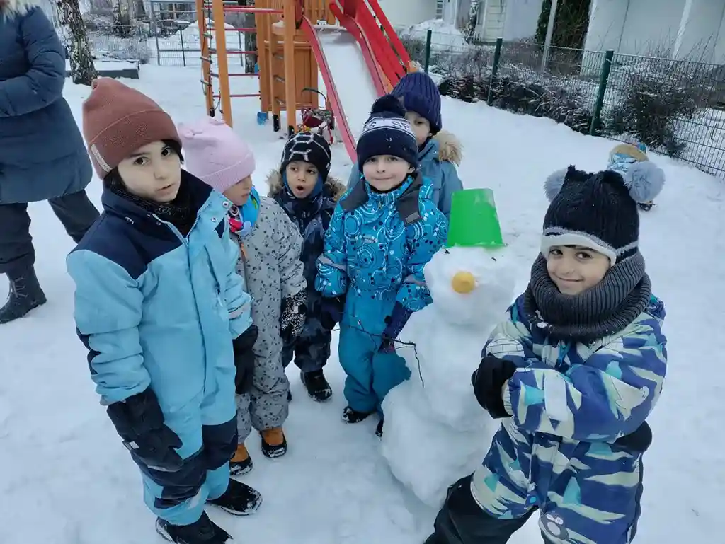 A picture of UMKA kids playing in winter 2025