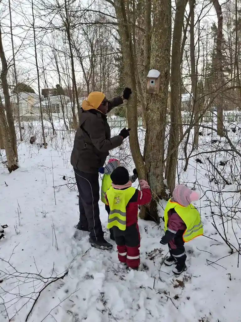 A picture of UMKA kids playing in winter 2025