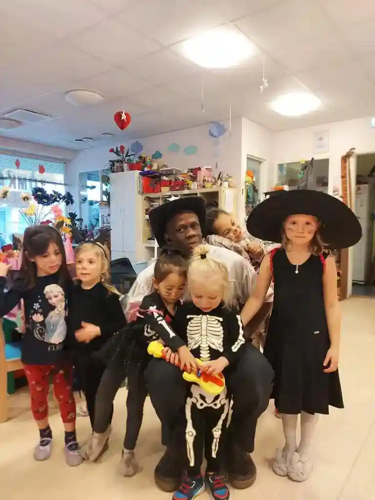 A picture of UMKA kids playing in fall 2022